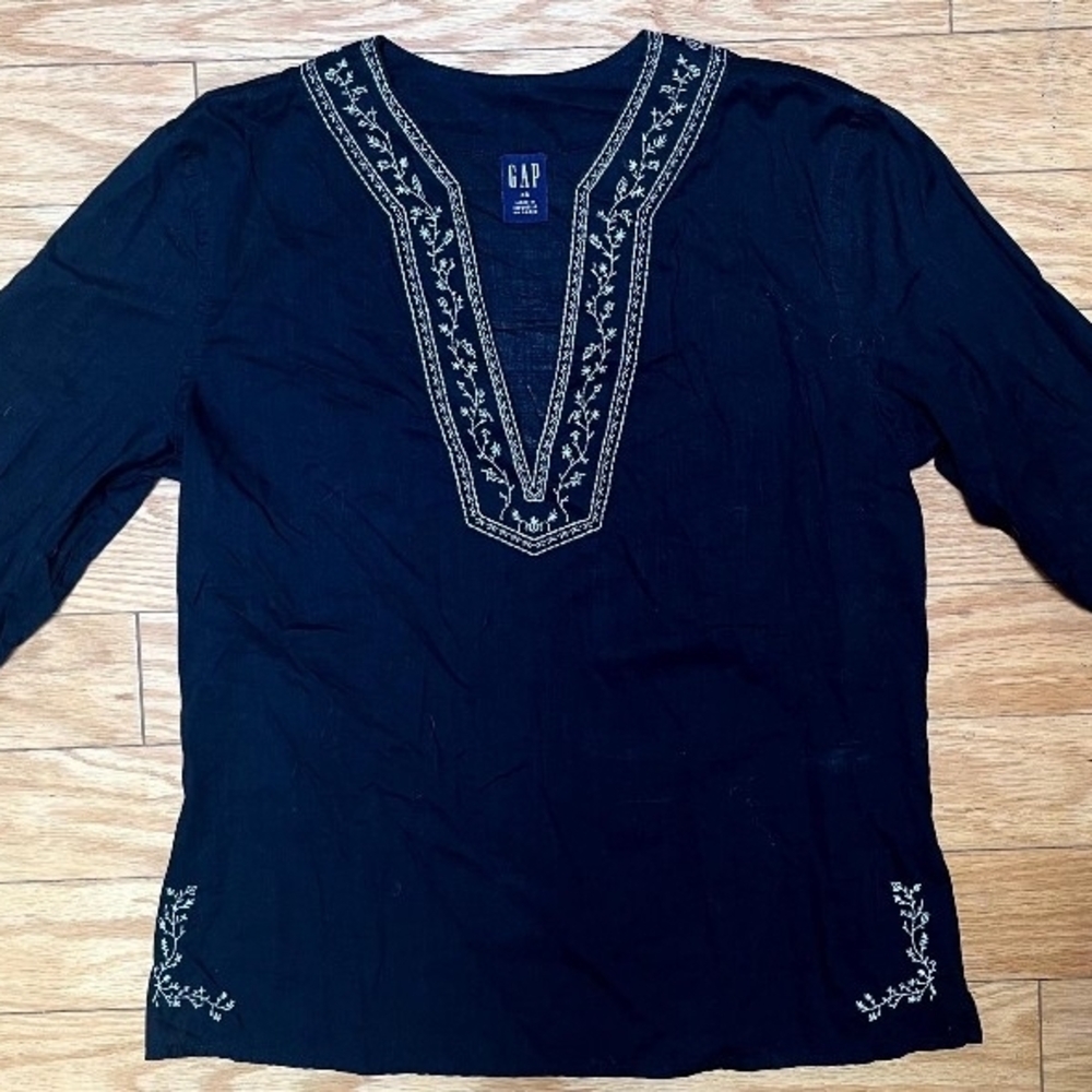 GAP Navy Women's Blouse with Embroidery